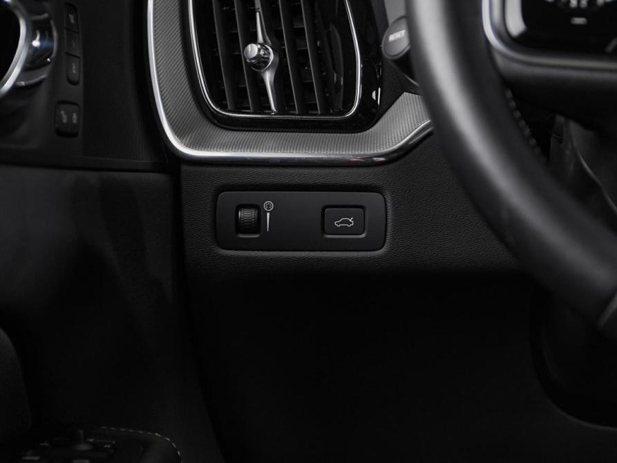 Volvo XC60 II Москва  - изображение 10