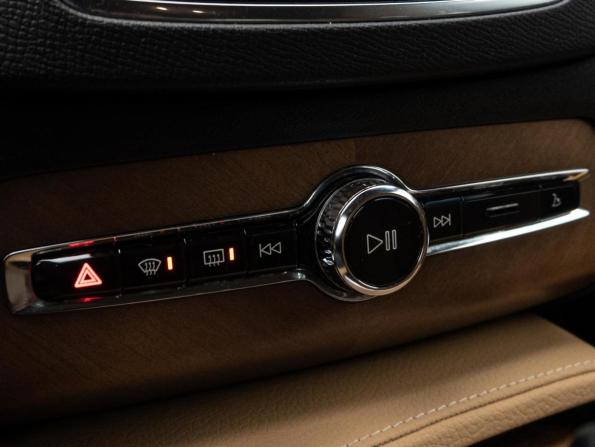 Volvo XC90 II с пробегом 2015 года, цена 2 350 000 рублей, 235431 км, внедорожник, Автокод Объявления