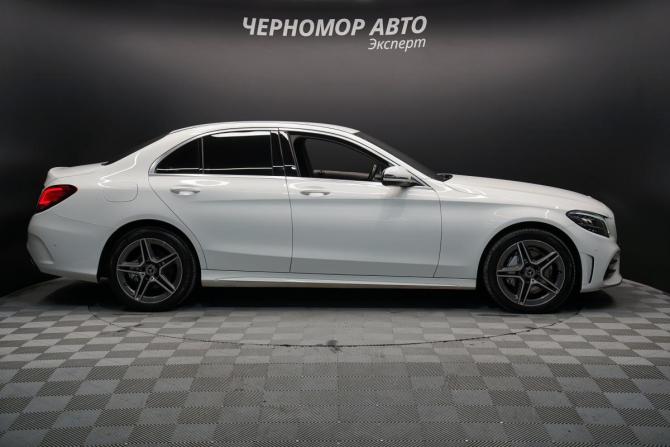 Mercedes-Benz C-Класс IV (W205) Рестайлинг с пробегом 2019 года, цена 2 935 000 рублей, 134000 км, седан, Автокод Объявления