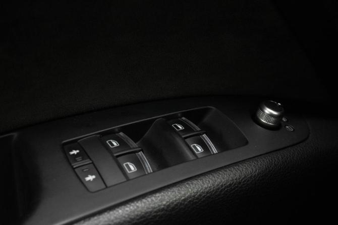 Audi Q7 I (4L) Рестайлинг с пробегом 2012 года, цена 1 969 000 рублей, 253622 км, внедорожник, Автокод Объявления
