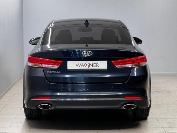 Kia Optima IV с пробегом 2018 года, цена 2 240 000 рублей, 75768 км, седан, Автокод Объявления