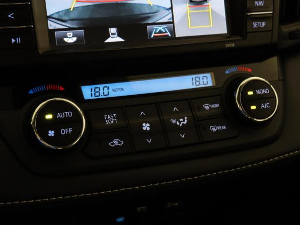 Toyota RAV4 IV (XA40) Рестайлинг с пробегом 2019 года, цена 2 547 000 рублей, 130000 км, внедорожник, Автокод Объявления