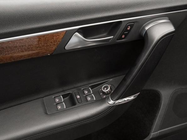 Volkswagen Passat B7 с пробегом 2012 года, цена 880 000 рублей, 367450 км, универсал, Автокод Объявления