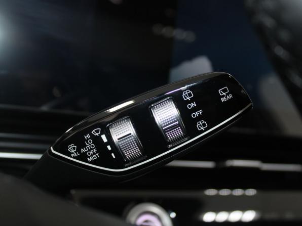 Omoda C5 I с пробегом 2024 года, цена 2 099 900 рублей, 25395 км, внедорожник, Автокод Объявления
