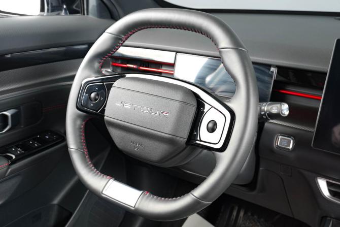 JETOUR DASHING I с пробегом 2024 года, цена 2 089 000 рублей, 17000 км, внедорожник, Автокод Объявления
