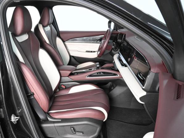 Geely Monjaro I с пробегом 2023 года, цена 3 199 000 рублей, 61053 км, внедорожник, Автокод Объявления