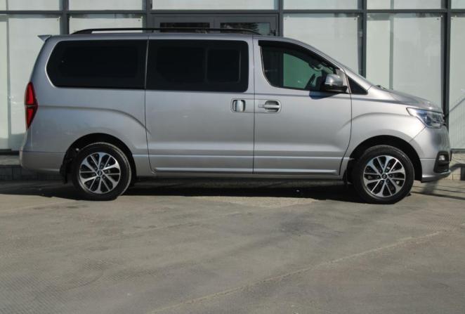 Hyundai Grand Starex I Рестайлинг 2 с пробегом 2020 года, цена 4 185 000 рублей, 137347 км, минивэн, Автокод Объявления