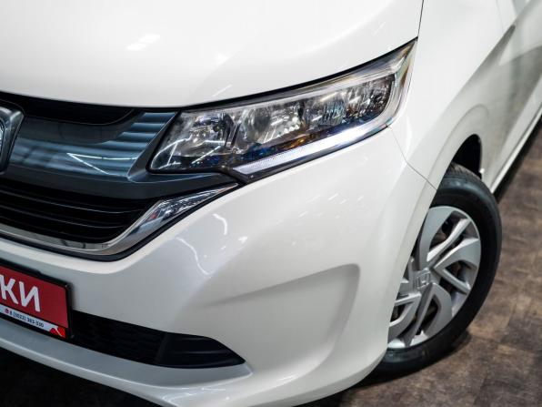 Honda Freed II с пробегом 2017 года, цена 1 315 000 рублей, 194000 км, компактвэн, Автокод Объявления