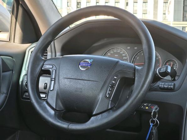 Volvo XC70 I Рестайлинг с пробегом 2007 года, цена 759 000 рублей, 309198 км, универсал, Автокод Объявления