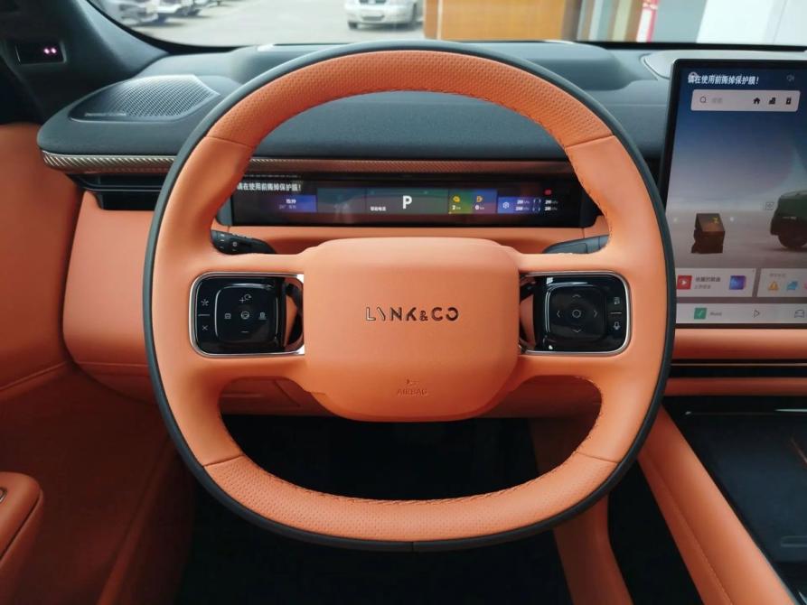 Lynk &amp; Co 900 Москва  - изображение 14
