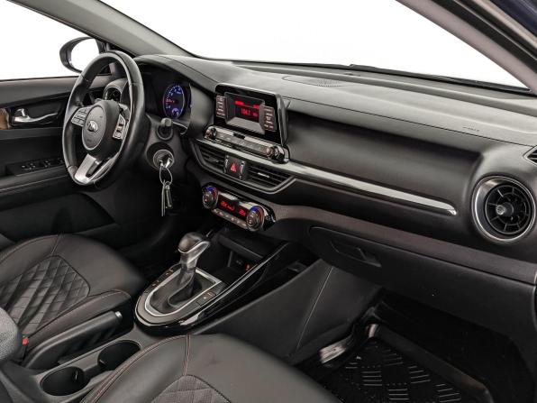 Kia Cerato IV с пробегом 2020 года, цена 2 120 000 рублей, 48873 км, седан, Автокод Объявления