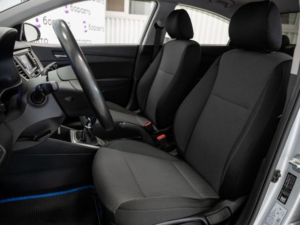 Hyundai Solaris II с пробегом 2019 года, цена 1 300 000 рублей, 135953 км, седан, Автокод Объявления