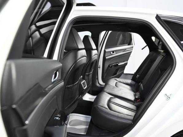 Kia K5 III с пробегом 2022 года, цена 1 849 000 рублей, 44974 км, седан, Автокод Объявления