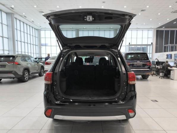 Mitsubishi Outlander III Рестайлинг 2 с пробегом 2018 года, цена 1 899 000 рублей, 118154 км, внедорожник, Автокод Объявления