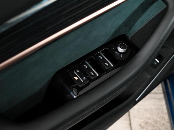 Geely Monjaro I с пробегом 2023 года, цена 3 585 000 рублей, 17738 км, внедорожник, Автокод Объявления