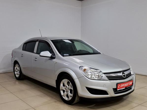 Opel Astra H Рестайлинг с пробегом 2011 года, цена 530 000 рублей, 202126 км, седан, Автокод Объявления