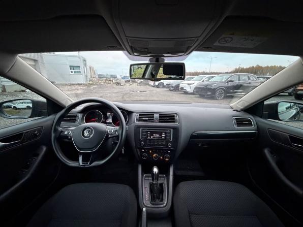 Volkswagen Jetta VI Рестайлинг с пробегом 2016 года, цена 865 000 рублей, 248000 км, седан, Автокод Объявления