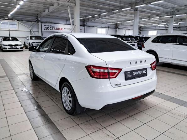 Lada (ВАЗ) Vesta I с пробегом 2021 года, цена 1 150 000 рублей, 61796 км, седан, Автокод Объявления