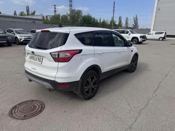 Ford Kuga II Рестайлинг с пробегом 2017 года, цена 1 697 000 рублей, 115160 км, внедорожник, Автокод Объявления