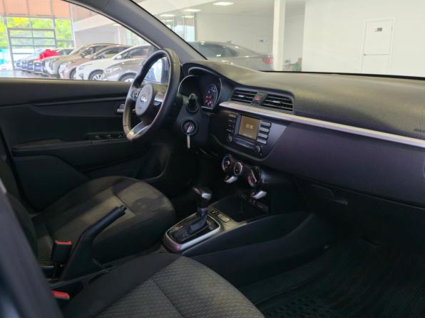 Kia Rio IV с пробегом 2019 года, цена 1 349 000 рублей, 140000 км, седан, Автокод Объявления