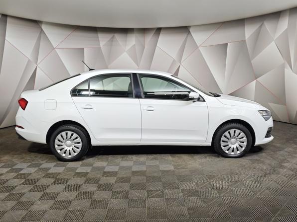 Skoda Rapid II с пробегом 2021 года, цена 1 699 000 рублей, 83244 км, лифтбек, Автокод Объявления