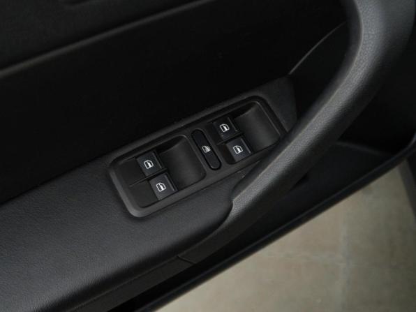 Skoda Yeti I Рестайлинг с пробегом 2018 года, цена 1 349 046 рублей, 200947 км, внедорожник, Автокод Объявления