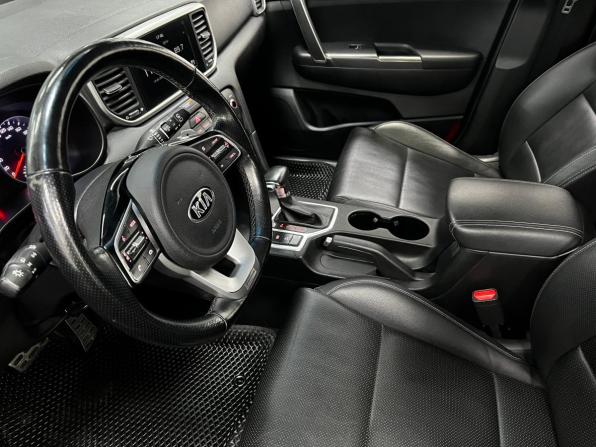 Kia Sportage IV Рестайлинг с пробегом 2019 года, цена 2 050 000 рублей, 122034 км, внедорожник, Автокод Объявления