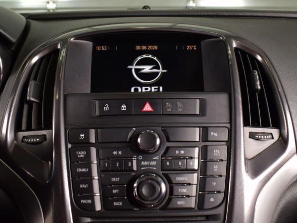 Opel Astra J с пробегом 2012 года, цена 695 995 рублей, 142366 км, хэтчбек, Автокод Объявления