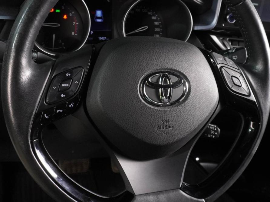 Toyota C-HR I Рестайлинг Воронеж  - изображение 15
