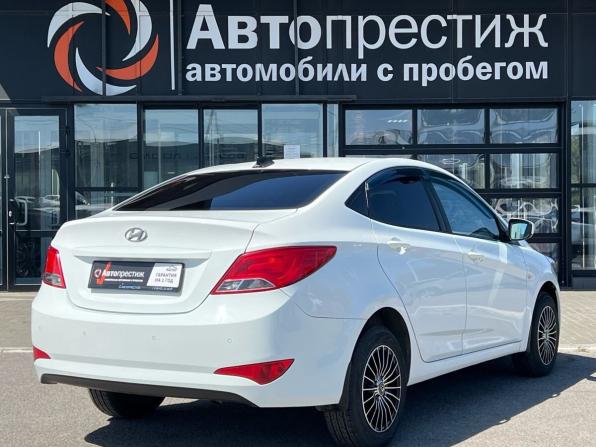 Hyundai Solaris I Рестайлинг с пробегом 2014 года, цена 870 000 рублей, 195649 км, седан, Автокод Объявления