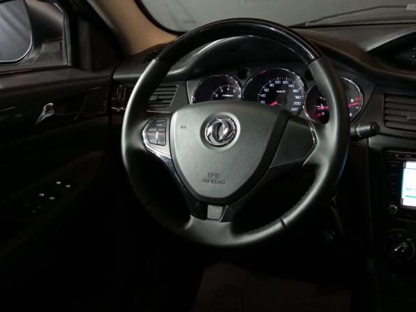 Dongfeng H30 Cross с пробегом 2015 года, цена 520 000 рублей, 134357 км, хэтчбек, Автокод Объявления