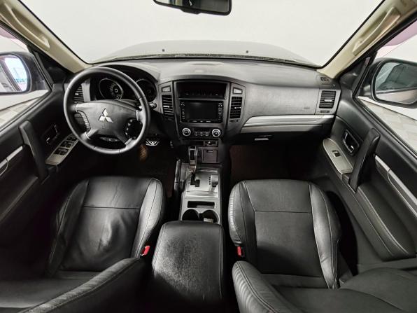 Mitsubishi Pajero IV Рестайлинг 1 с пробегом 2014 года, цена 2 125 000 рублей, 197999 км, внедорожник, Автокод Объявления