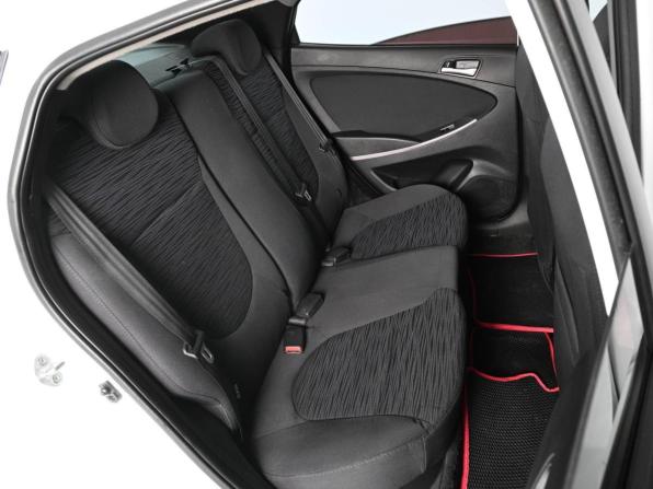 Hyundai Solaris I Рестайлинг с пробегом 2016 года, цена 1 060 000 рублей, 123230 км, седан, Автокод Объявления