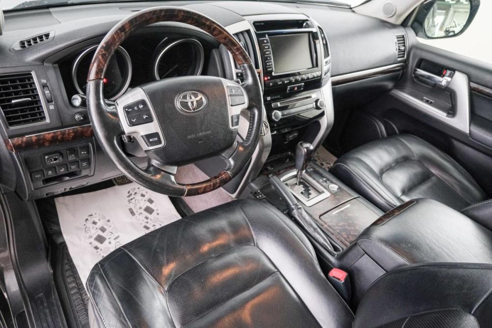 Toyota Land Cruiser 200 Series Рестайлинг 1 Красноярск  - изображение 9