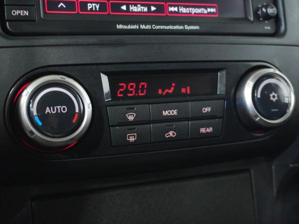 Mitsubishi Pajero IV Рестайлинг 1 с пробегом 2011 года, цена 1 760 000 рублей, 190470 км, внедорожник, Автокод Объявления