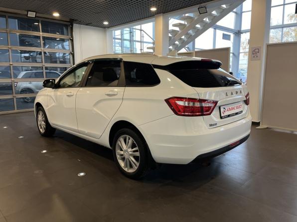 Lada (ВАЗ) Vesta I с пробегом 2018 года, цена 1 061 000 рублей, 34003 км, универсал, Автокод Объявления