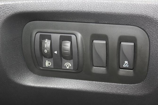 Renault Kaptur I с пробегом 2018 года, цена 1 570 000 рублей, 129074 км, внедорожник, Автокод Объявления