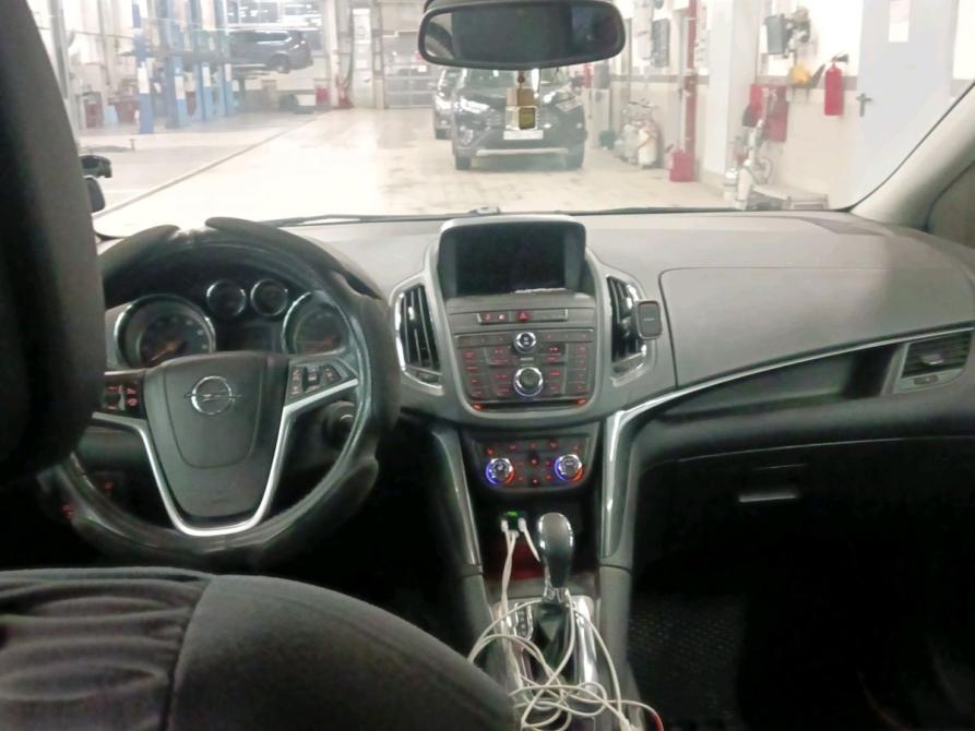 Opel Zafira C Москва  - изображение 8