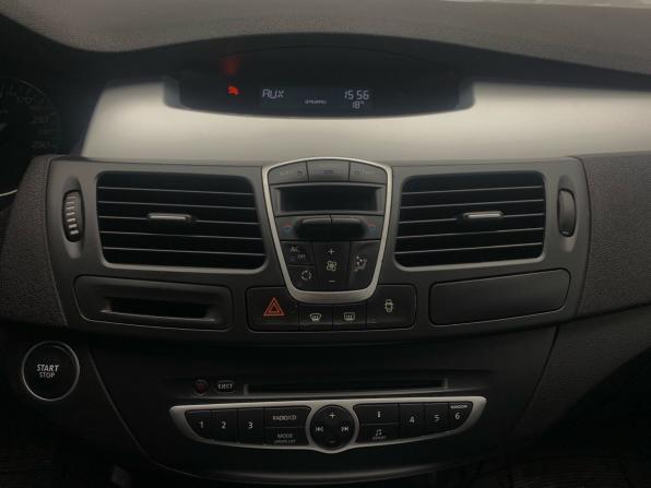 Renault Laguna III с пробегом 2008 года, цена 750 000 рублей, 140282 км, лифтбек, Автокод Объявления
