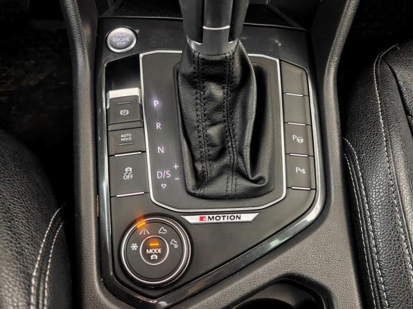 Volkswagen Tiguan II с пробегом 2017 года, цена 2 420 000 рублей, 168463 км, внедорожник, Автокод Объявления