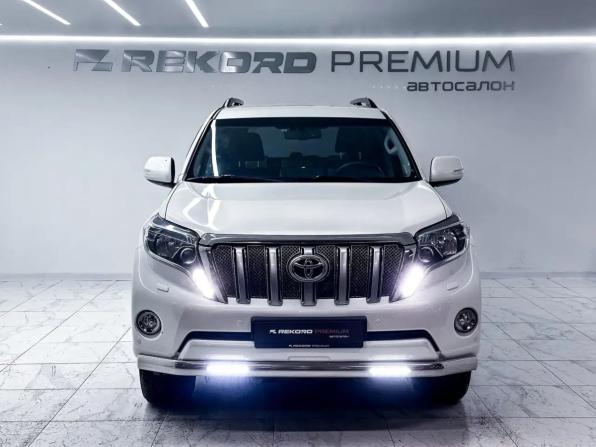 Toyota Land Cruiser Prado 150 Series Рестайлинг 1 с пробегом 2016 года, цена 4 260 000 рублей, 94042 км, внедорожник, Автокод Объявления