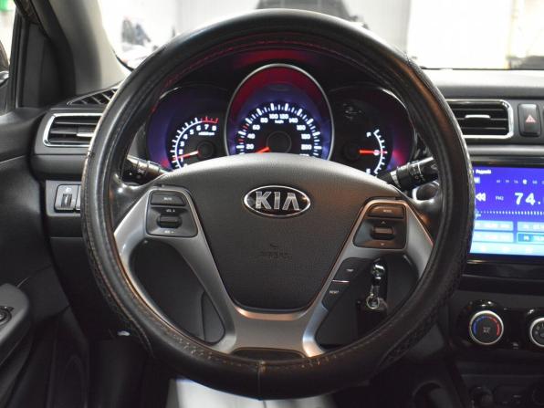 Kia Rio III Рестайлинг с пробегом 2016 года, цена 1 219 000 рублей, 67349 км, седан, Автокод Объявления