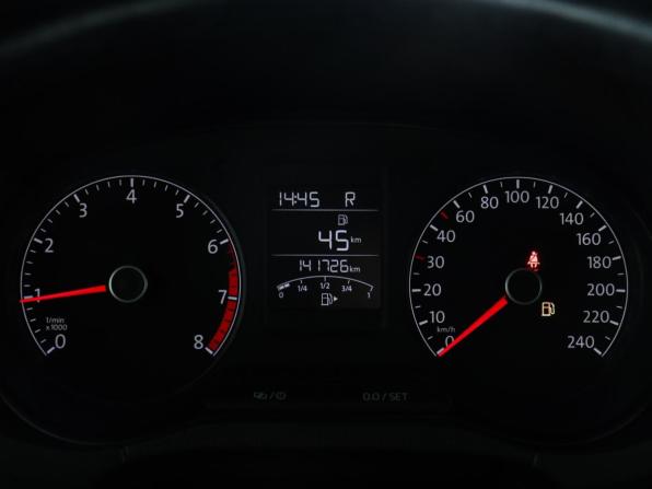 Volkswagen Polo V Рестайлинг с пробегом 2019 года, цена 1 347 000 рублей, 141724 км, седан, Автокод Объявления
