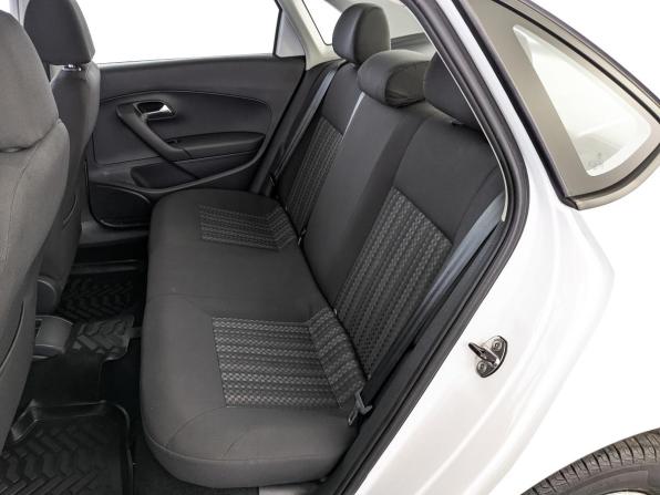 Volkswagen Polo V Рестайлинг с пробегом 2018 года, цена 1 180 000 рублей, 54281 км, седан, Автокод Объявления