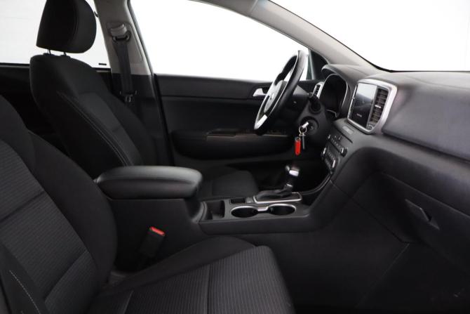 Kia Sportage IV Рестайлинг с пробегом 2021 года, цена 2 549 000 рублей, 71000 км, внедорожник, Автокод Объявления