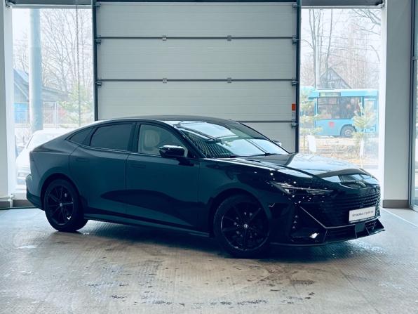 Changan UNI-V I с пробегом 2022 года, цена 1 800 000 рублей, 86000 км, лифтбек, Автокод Объявления