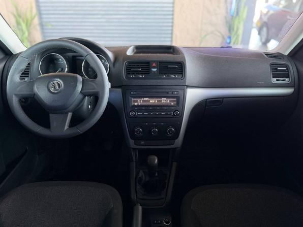 Skoda Yeti I Рестайлинг с пробегом 2014 года, цена 1 320 000 рублей, 140455 км, внедорожник, Автокод Объявления