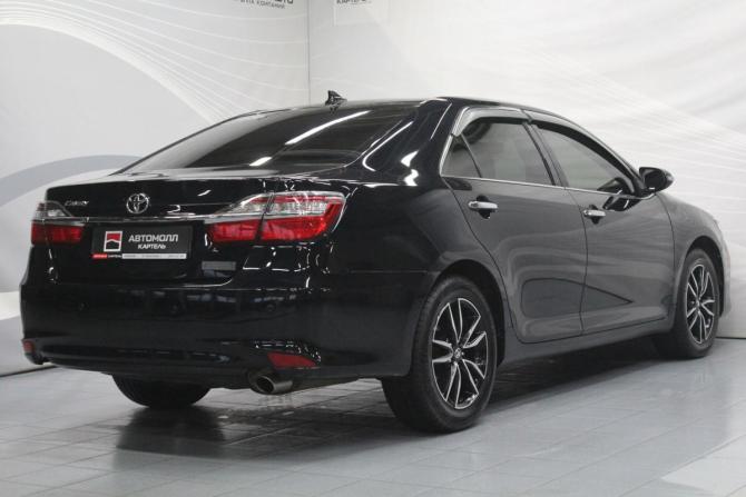Toyota Camry VII (XV50) Рестайлинг 2 с пробегом 2018 года, цена 2 100 000 рублей, 248776 км, седан, Автокод Объявления