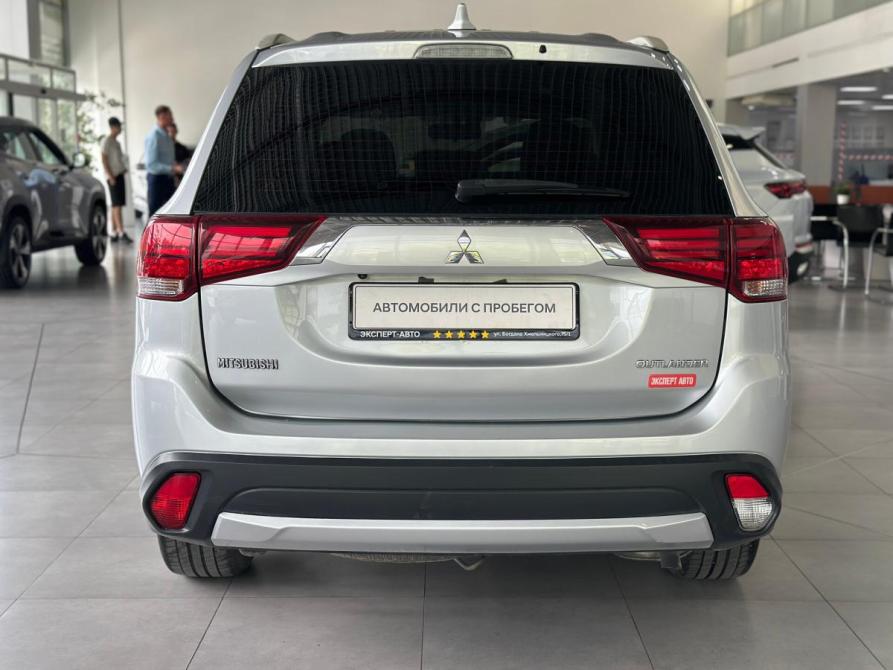 Mitsubishi Outlander III Рестайлинг 2 Новосибирск  - изображение 9