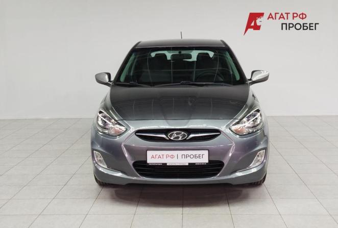Hyundai Solaris I с пробегом 2012 года, цена 890 000 рублей, 180240 км, хэтчбек, Автокод Объявления